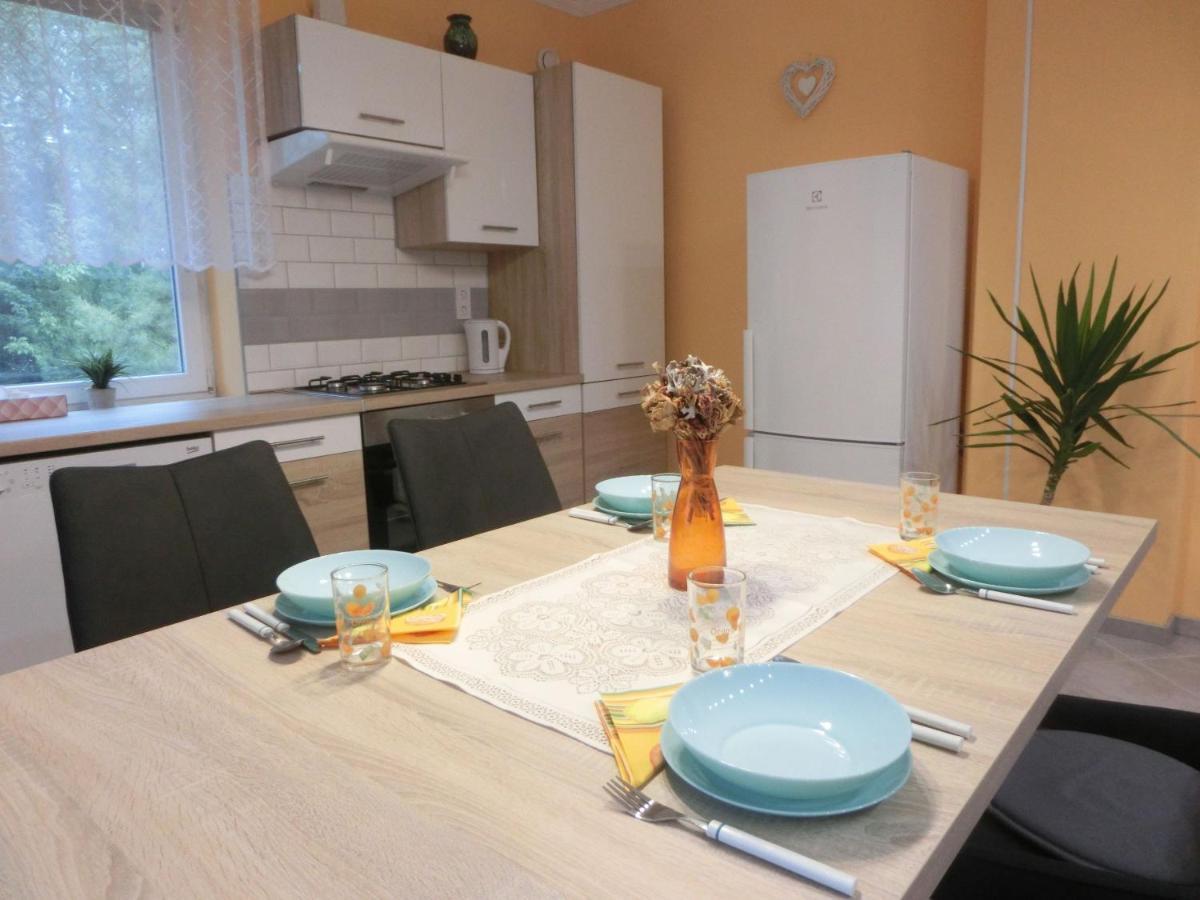 Pilis Apartman Piliscsaba Eksteriør bilde